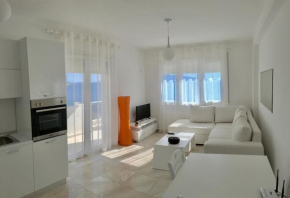 Гостиница White Residence Apartament  Саранда